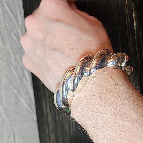 Silver Tone Hinge Bracelet - Picture 4 of 4